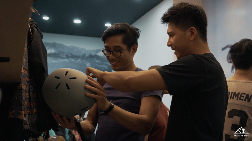 The Ride Side ski & snowboard singapore 2nd hand gear sale